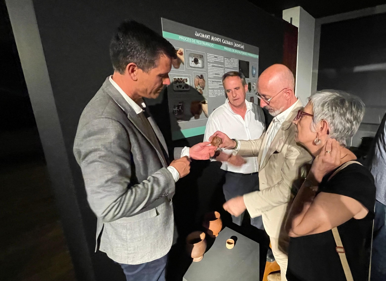 La Diputació de Castelló mostra les troballes arqueològiques de l'Edat del Ferro trobades en les excavacions del poblat de Monte Calvario de Montán