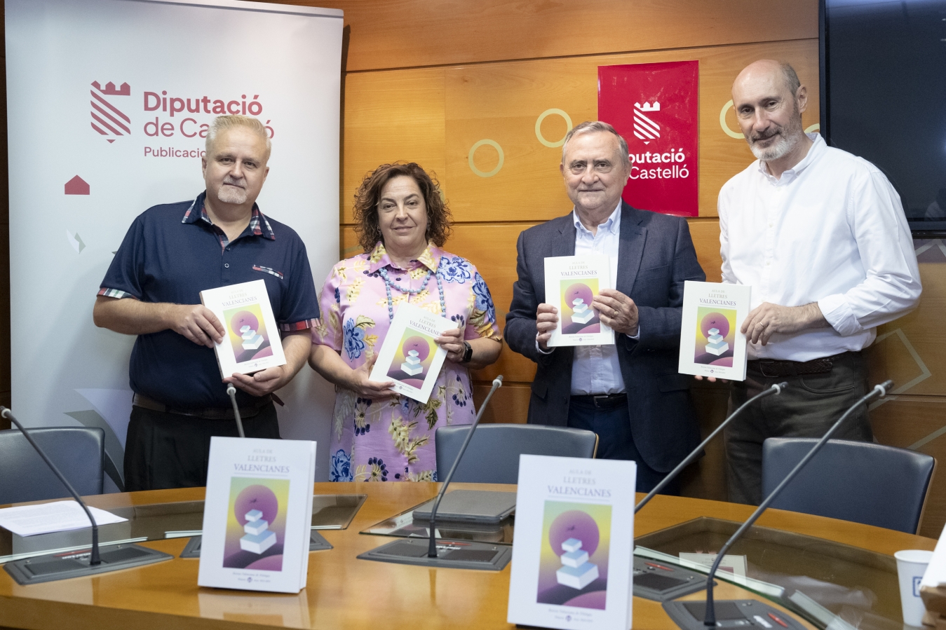 La Diputació de Castelló enaltix la riquesa lingüística de la província en la presentació del número 11 de la revista Aula de Lletres Valencianes
